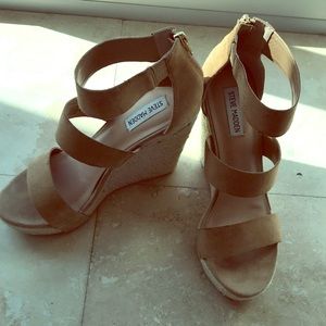Steve Madden Wedges - Size 9